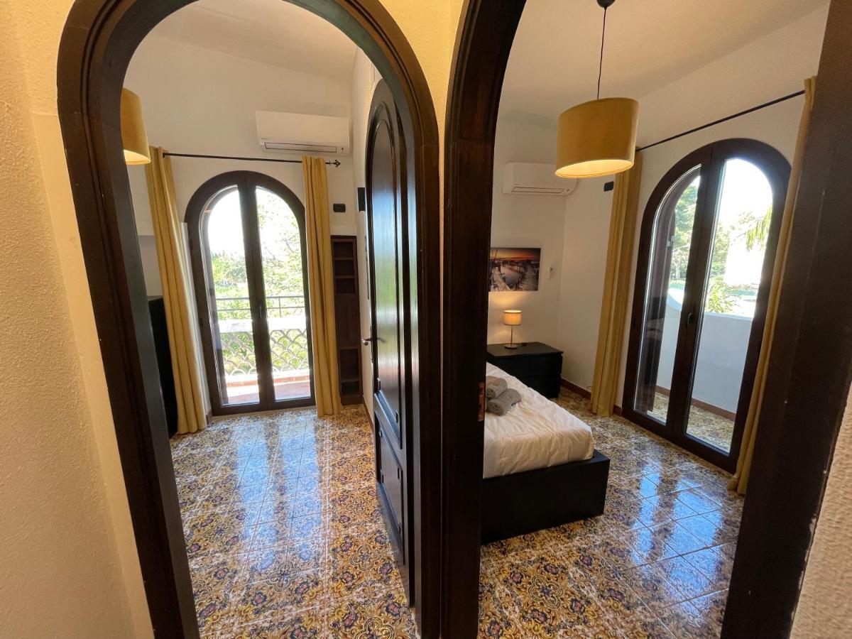 John Sea Suites Giardini Naxos Exteriér fotografie